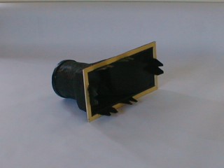 READYMADE ROUND COLLOR